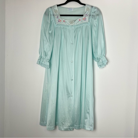 lorraine Other - Vintage Lorraine Nightgown Robe Women's Sz Med Floral Lace Embroidered Green USA